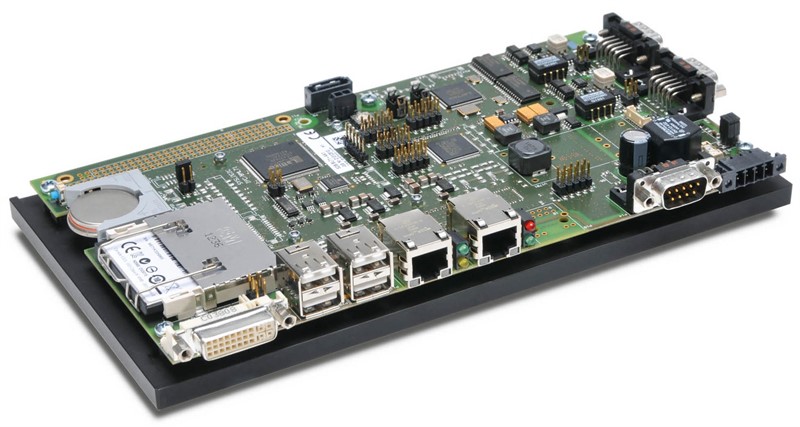 <p>Die verbauten CPU-Boards stammen ebenfalls von Syslogic. Sie sind für den erweiterten Temperaturbereich von –40 bis +85 Grad Celsius zugelassen.</p>